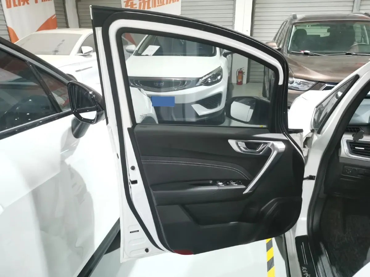 2020 Geely Vision X3 1.5L 109HP L4 CVT,autocango,china used car exporter,china ev exporter,chinese used car exporter,chinese used ev exporter