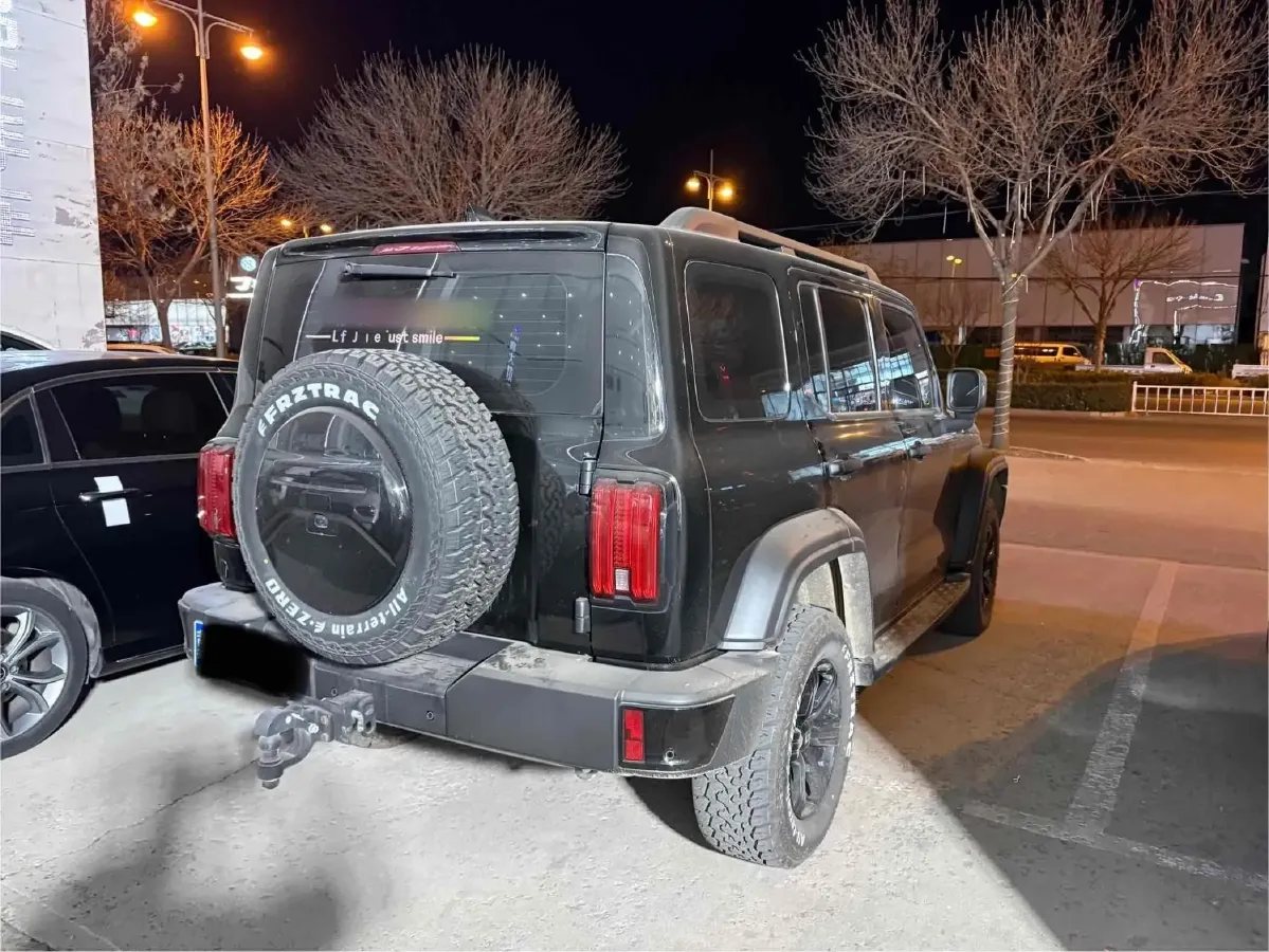 2024 Tank 300 2.0T 227HP L4 8AT,autocango,china used car exporter,china ev exporter,chinese used car exporter,chinese used ev exporter