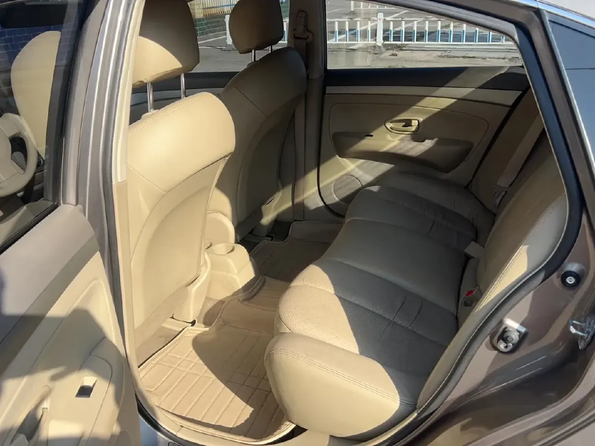 2012 Nissan Sylphy 1.6L 117HP L4 5MT,autocango,china used car exporter,china ev exporter,chinese used car exporter,chinese used ev exporter