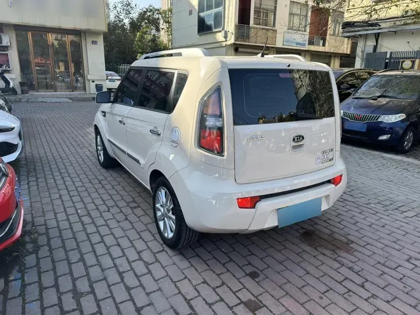 2013 Kia Soul 1.6L 123HP L4 4AT,autocango,china used car exporter,china ev exporter,chinese used car exporter,chinese used ev exporter
