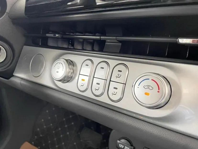 2023 ChangAn Lumin BEV 17.65KWH,autocango,china used car exporter,china ev exporter,chinese used car exporter,chinese used ev exporter