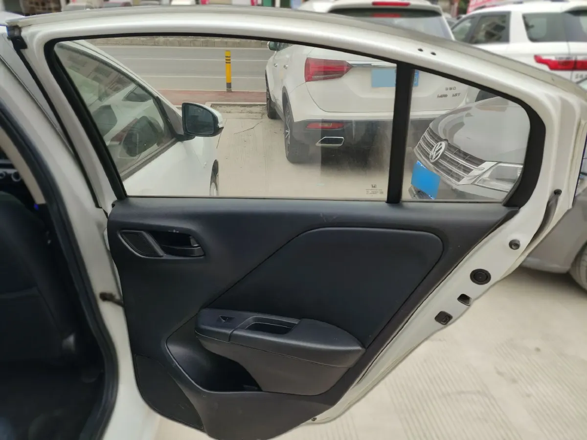 2017 Honda Gienia 1.5L 131HP L4 CVT,autocango,china used car exporter,china ev exporter,chinese used car exporter,chinese used ev exporter