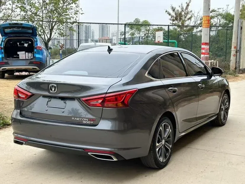 2022 ChangAn Raeton CC 1.5T 188HP L4 7DCT,autocango,china used car exporter,china ev exporter,chinese used car exporter,chinese used ev exporter