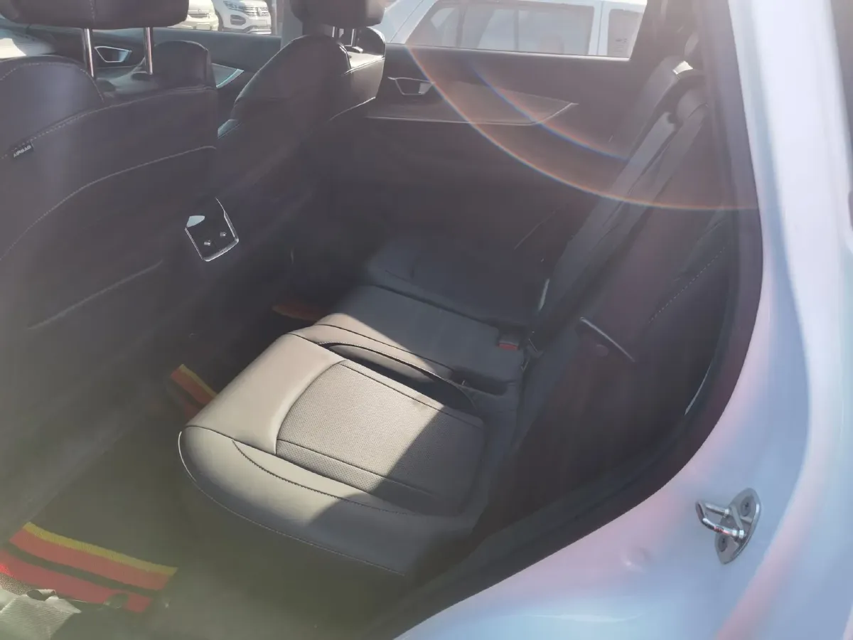 2021 Chery Tiggo 8 Plus 1.6T 197HP L4 7DCT,autocango,china used car exporter,china ev exporter,chinese used car exporter,chinese used ev exporter