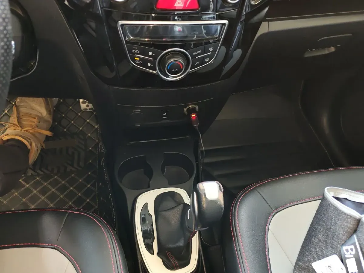 2015 Great Wall M4 1.5L 106HP L4 6AMT,autocango,china used car exporter,china ev exporter,chinese used car exporter,chinese used ev exporter