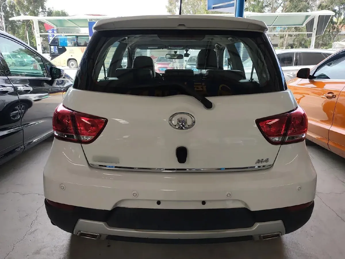 2015 Great Wall M4 1.5L 106HP L4 6AMT,autocango,china used car exporter,china ev exporter,chinese used car exporter,chinese used ev exporter