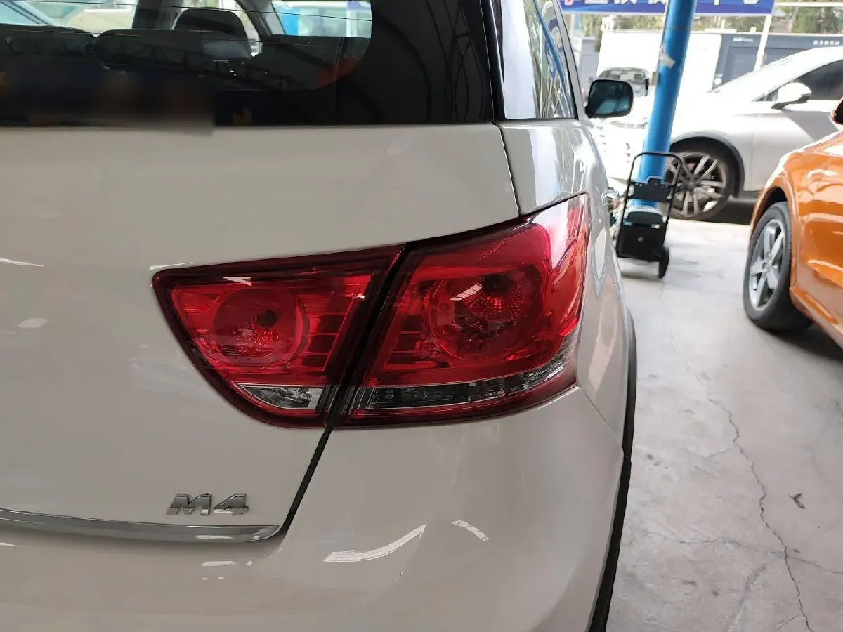 2015 Great Wall M4 1.5L 106HP L4 6AMT,autocango,china used car exporter,china ev exporter,chinese used car exporter,chinese used ev exporter