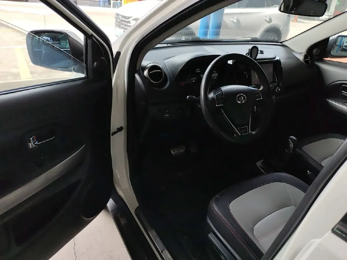 2015 Great Wall M4 1.5L 106HP L4 6AMT,autocango,china used car exporter,china ev exporter,chinese used car exporter,chinese used ev exporter