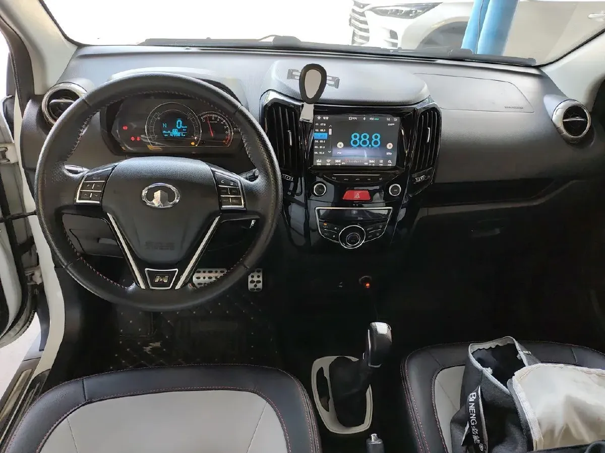 2015 Great Wall M4 1.5L 106HP L4 6AMT,autocango,china used car exporter,china ev exporter,chinese used car exporter,chinese used ev exporter