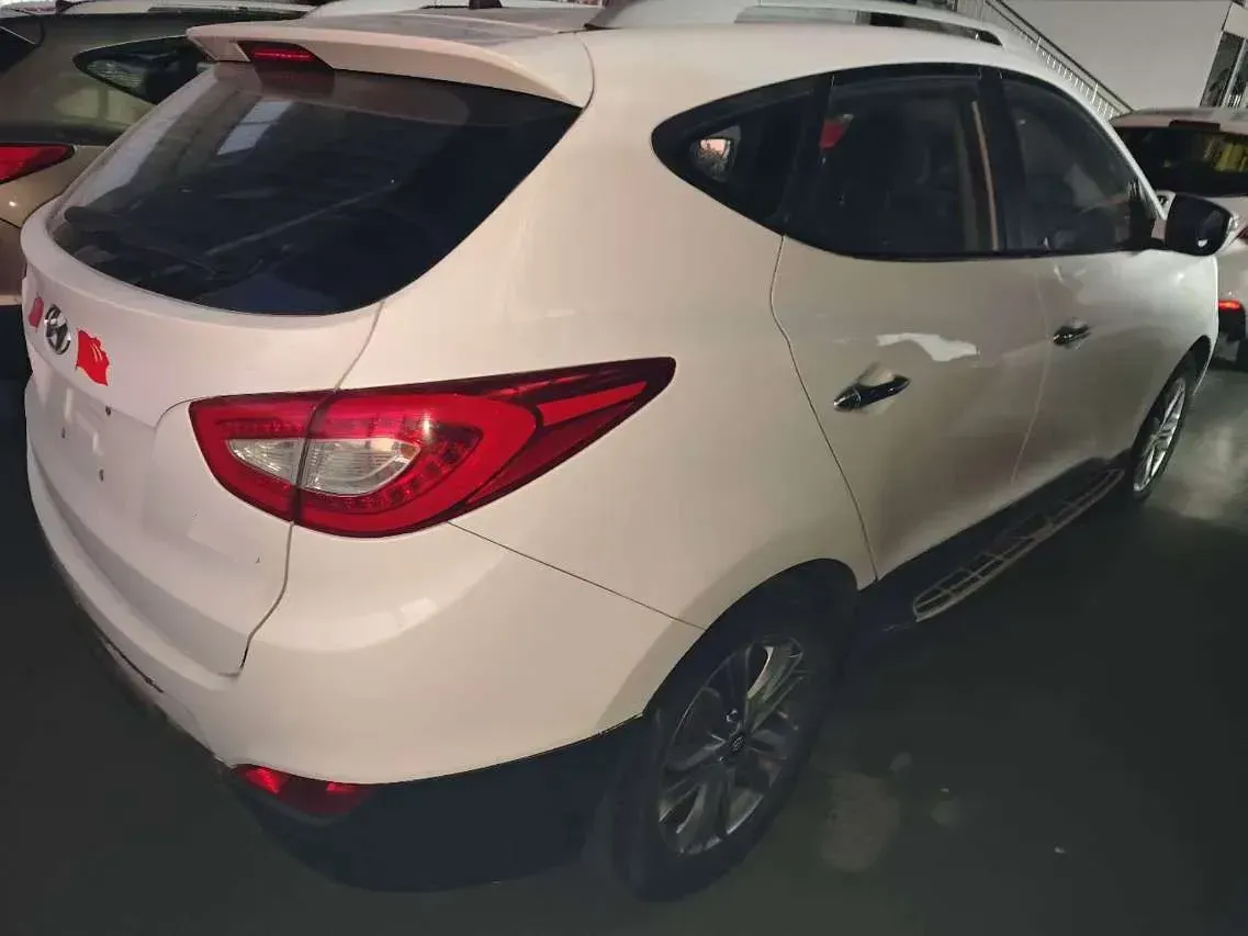 2013 Hyundai ix35 2.0L 165HP L4 6AT,autocango,china used car exporter,china ev exporter,chinese used car exporter,chinese used ev exporter