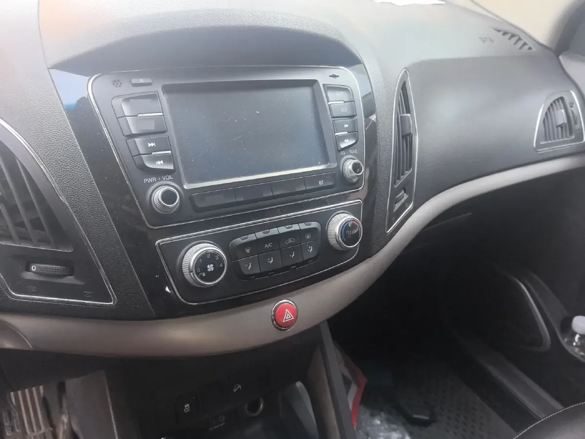 2013 JAC Refine S5 2.0T 177HP L4 6MT,autocango,china used car exporter,china ev exporter,chinese used car exporter,chinese used ev exporter