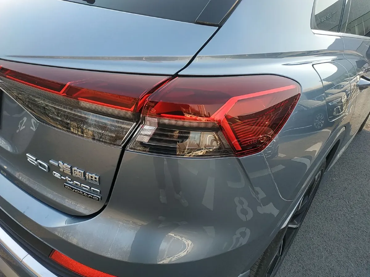 2023 Audi Q4 e-tron BEV 84.8KWH,autocango,china used car exporter,china ev exporter,chinese used car exporter,chinese used ev exporter