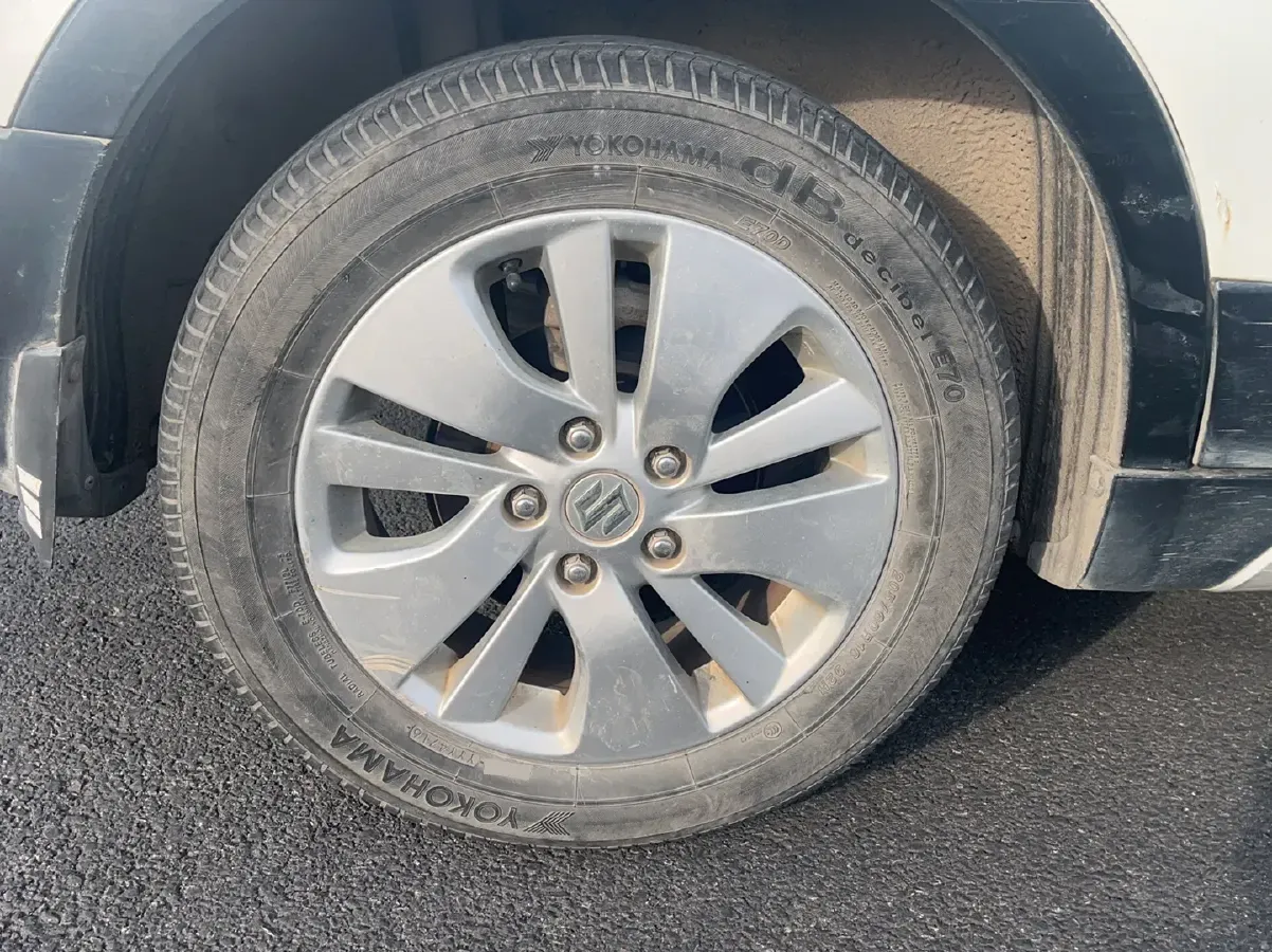 2015 Suzuki S-cross 1.6L 122HP L4 CVT,autocango,china used car exporter,china ev exporter,chinese used car exporter,chinese used ev exporter