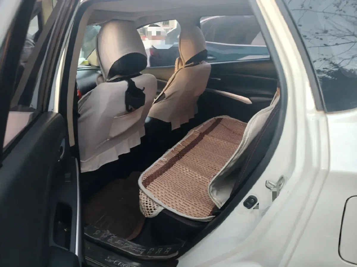 2015 Suzuki S-cross 1.6L 122HP L4 CVT,autocango,china used car exporter,china ev exporter,chinese used car exporter,chinese used ev exporter