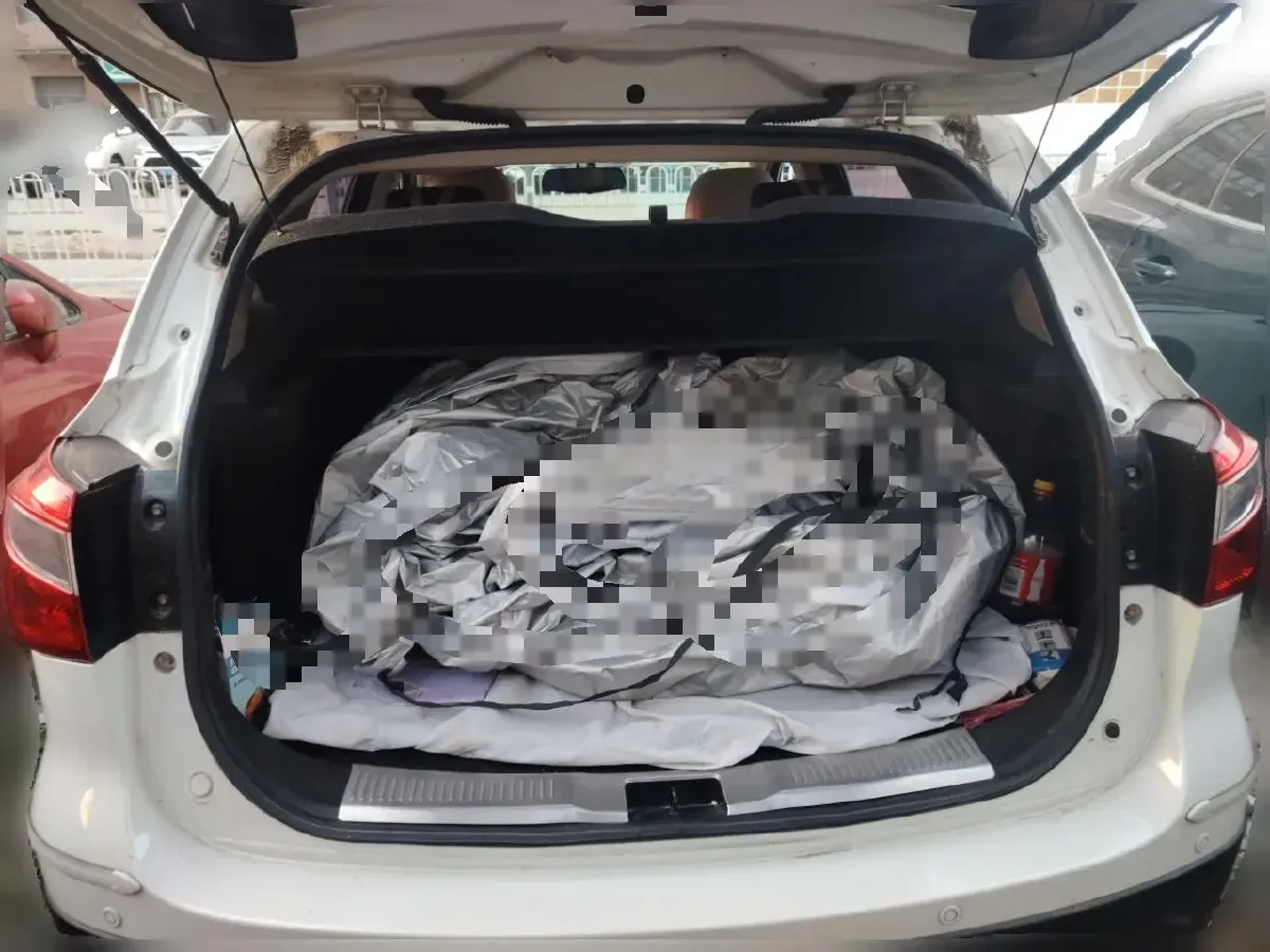 2015 Suzuki S-cross 1.6L 122HP L4 CVT,autocango,china used car exporter,china ev exporter,chinese used car exporter,chinese used ev exporter