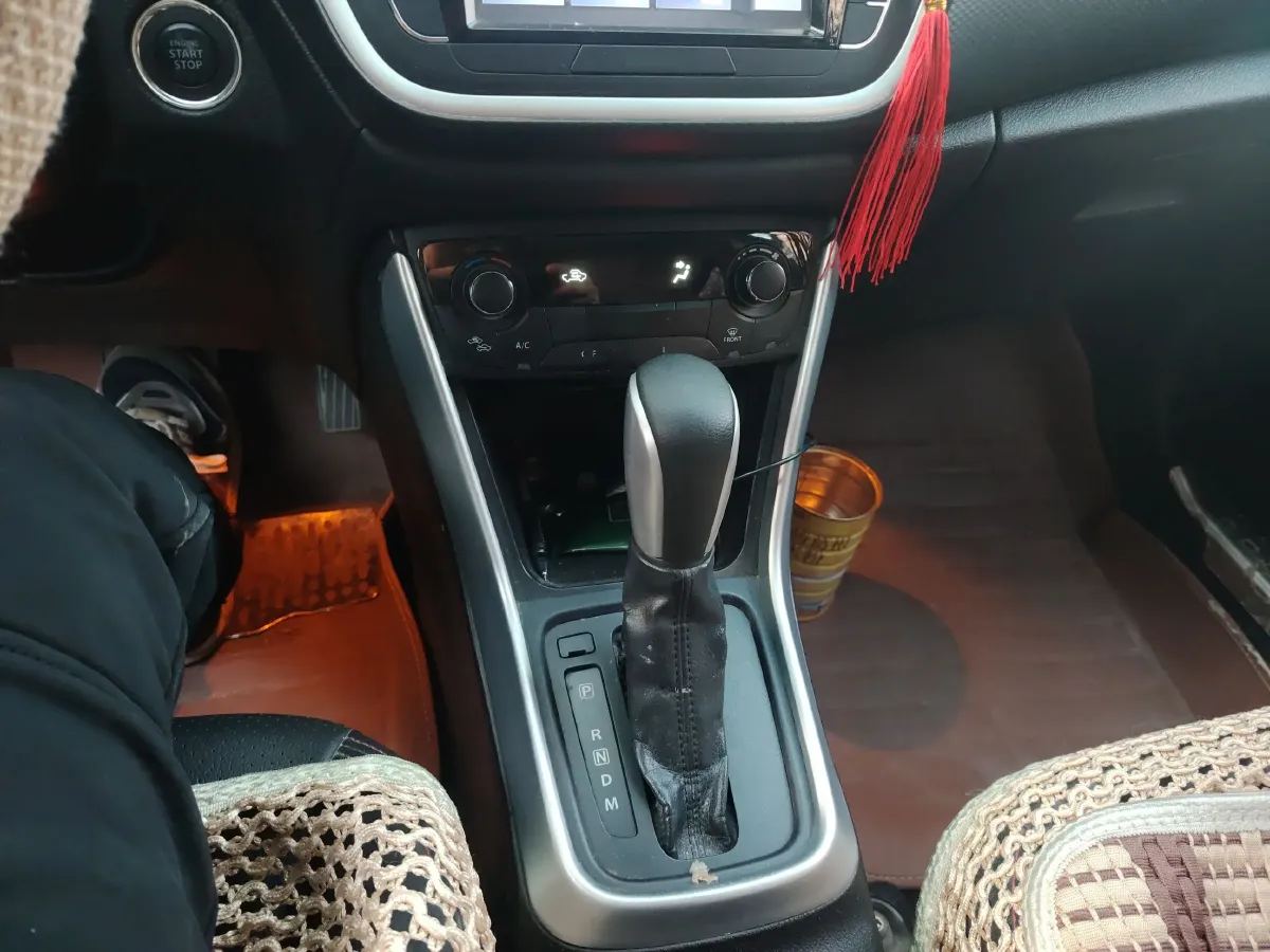 2015 Suzuki S-cross 1.6L 122HP L4 CVT,autocango,china used car exporter,china ev exporter,chinese used car exporter,chinese used ev exporter