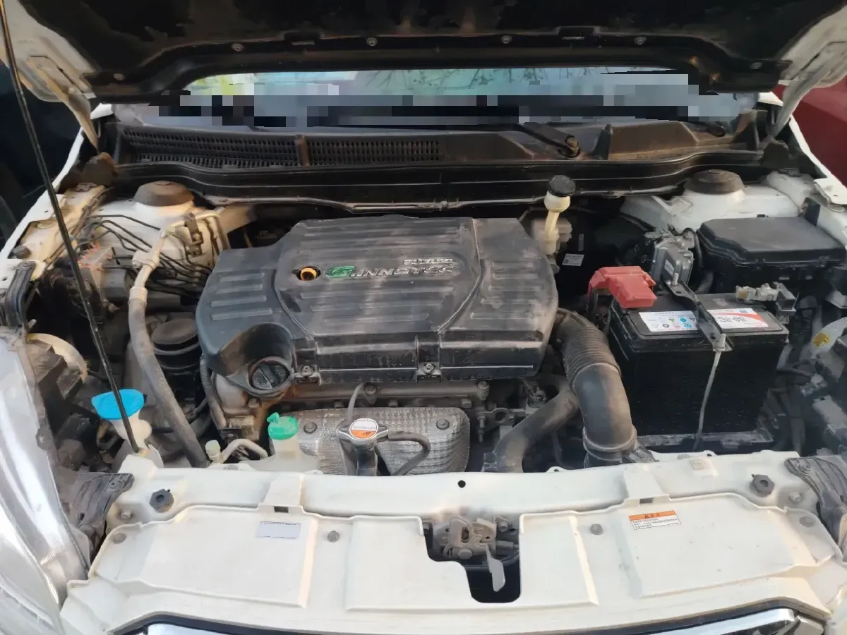 2015 Suzuki S-cross 1.6L 122HP L4 CVT,autocango,china used car exporter,china ev exporter,chinese used car exporter,chinese used ev exporter