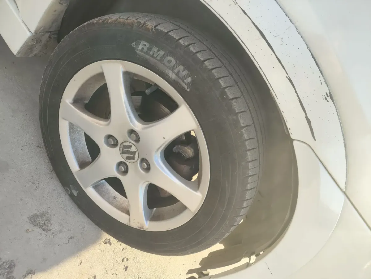 2013 Suzuki Liana 1.4L 101HP L4 5MT,autocango,china used car exporter,china ev exporter,chinese used car exporter,chinese used ev exporter