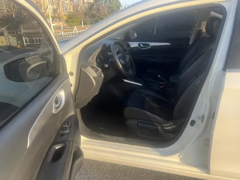 2021 Nissan Sylphy 1.6L 122HP L4 CVT,autocango,china used car exporter,china ev exporter,chinese used car exporter,chinese used ev exporter