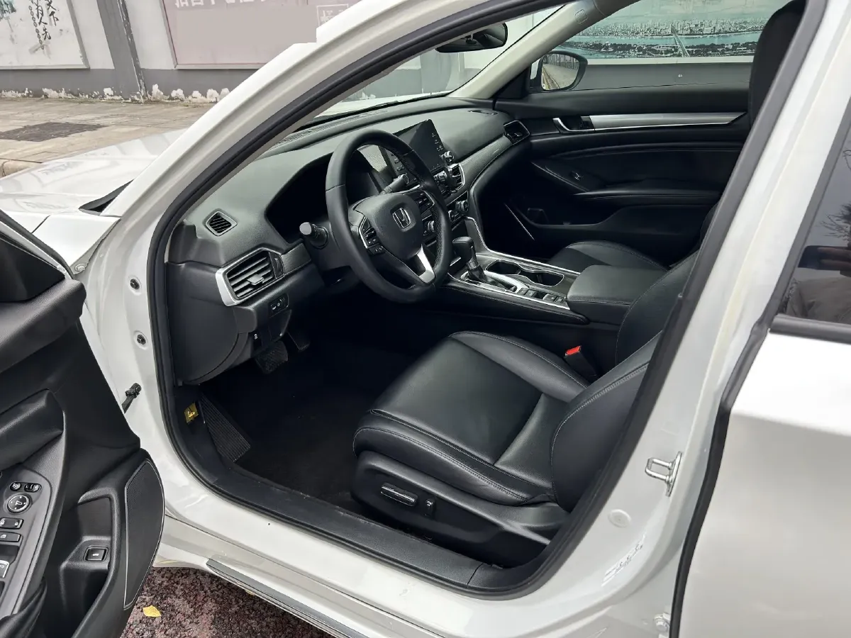 2018 Honda Accord 1.5T 194HP L4 CVT,autocango,china used car exporter,china ev exporter,chinese used car exporter,chinese used ev exporter