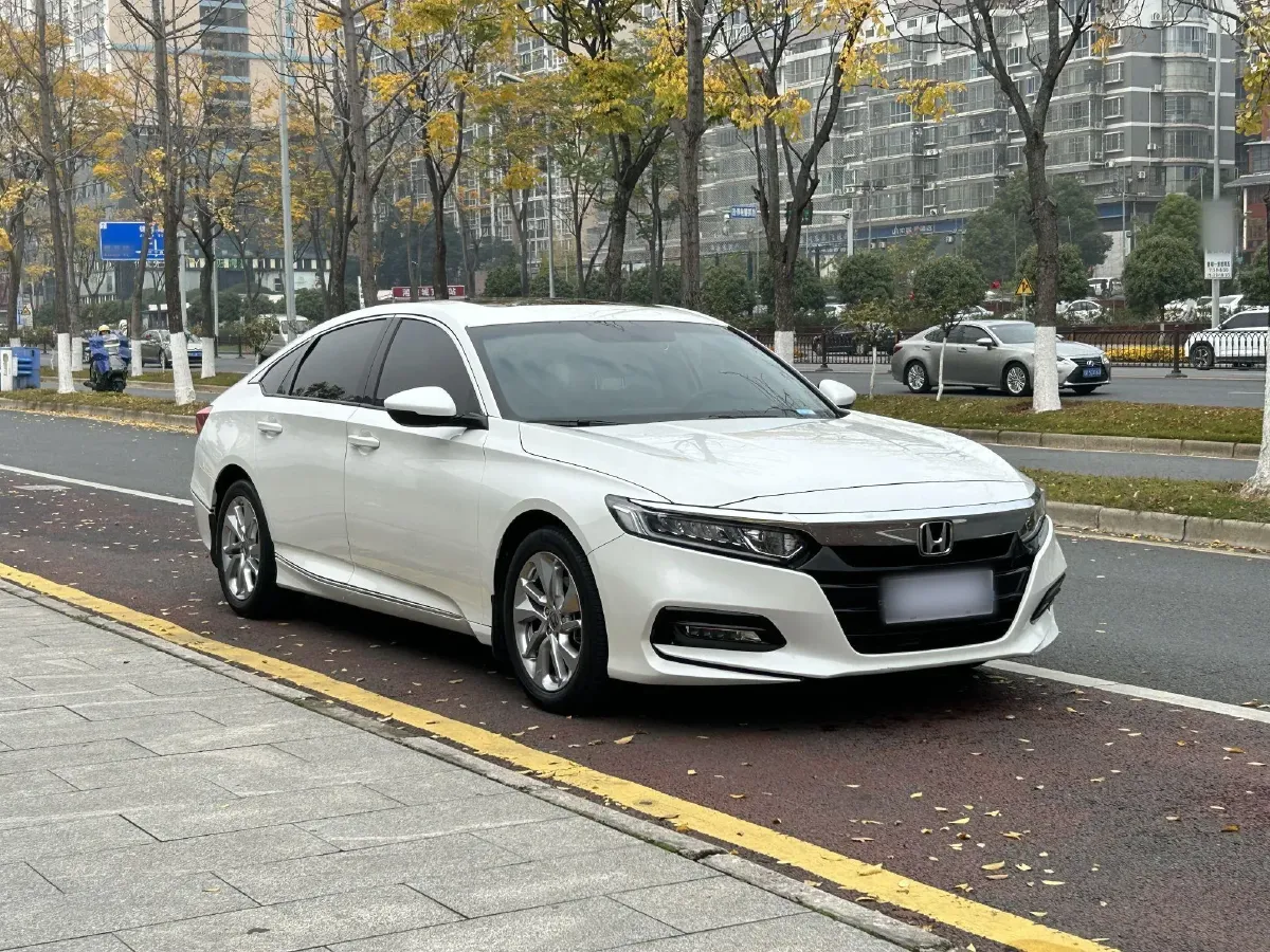 2018 Honda Accord 1.5T 194HP L4 CVT,autocango,china used car exporter,china ev exporter,chinese used car exporter,chinese used ev exporter
