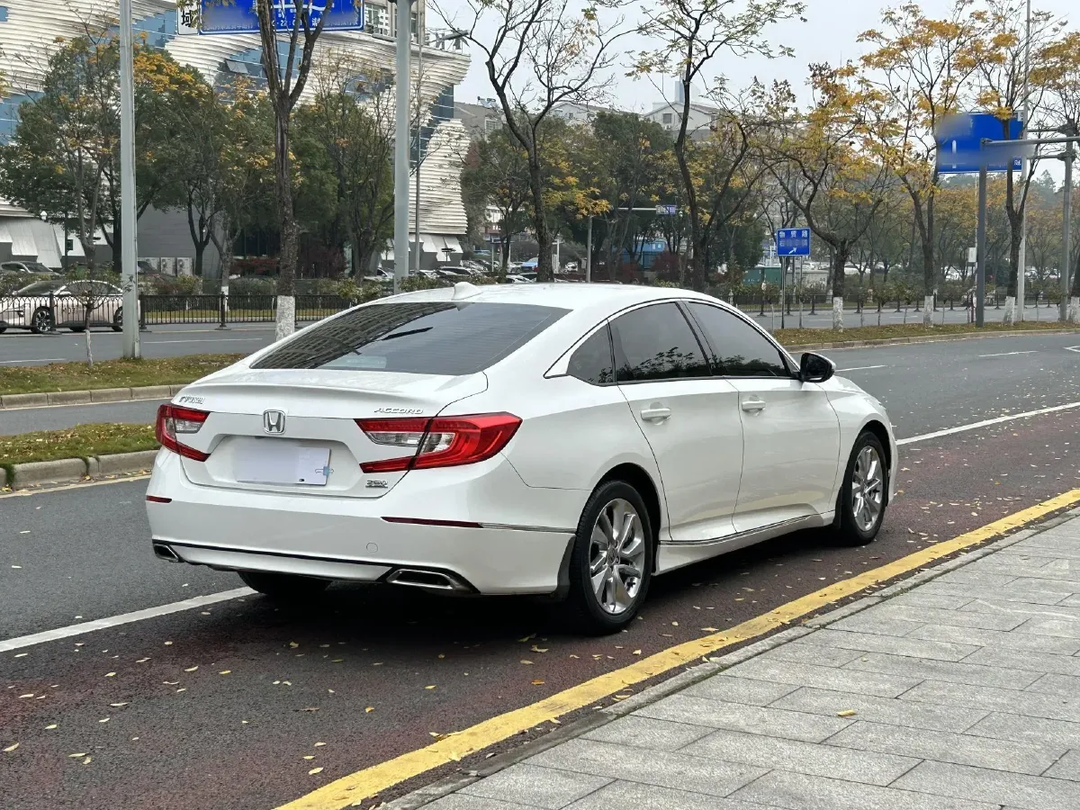 2018 Honda Accord 1.5T 194HP L4 CVT,autocango,china used car exporter,china ev exporter,chinese used car exporter,chinese used ev exporter