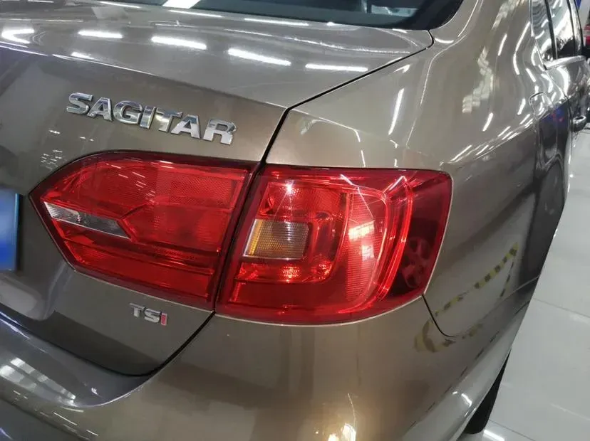 2012 Volkswagen Sagitar 1.4T 131HP L4 7DCT,autocango,china used car exporter,china ev exporter,chinese used car exporter,chinese used ev exporter