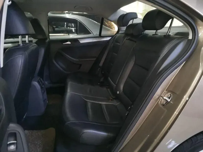 2012 Volkswagen Sagitar 1.4T 131HP L4 7DCT,autocango,china used car exporter,china ev exporter,chinese used car exporter,chinese used ev exporter