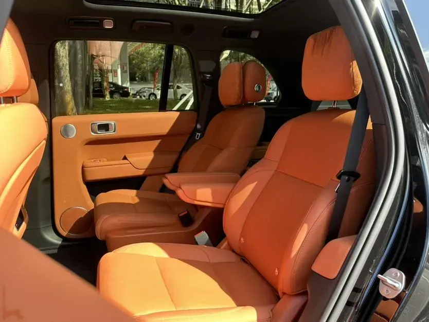 2023 Li L8 Range Extended 154HP REEV 40.9KWH,autocango,china used car exporter,china ev exporter,chinese used car exporter,chinese used ev exporter