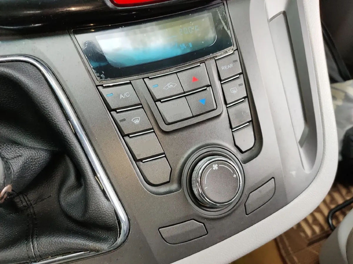 2017 JAC Refine M5 1.9T 139HP L4 6MT,autocango,china used car exporter,china ev exporter,chinese used car exporter,chinese used ev exporter