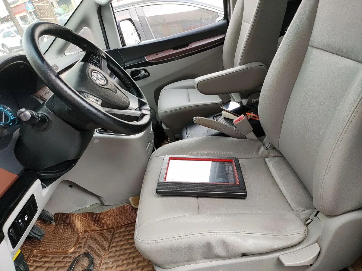 2017 JAC Refine M5 1.9T 139HP L4 6MT,autocango,china used car exporter,china ev exporter,chinese used car exporter,chinese used ev exporter