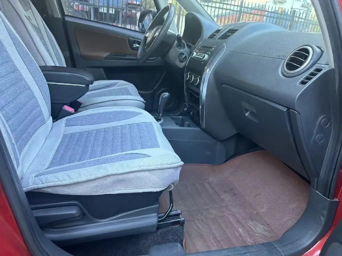 2013 Suzuki SX4 1.6L 109HP L4 4AT,autocango,china used car exporter,china ev exporter,chinese used car exporter,chinese used ev exporter