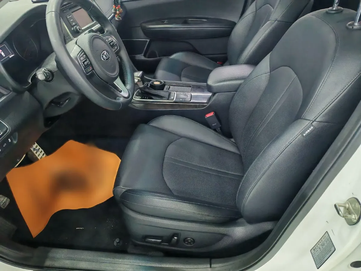 2016 Kia K5 2.0L 161HP L4 6AT,autocango,china used car exporter,china ev exporter,chinese used car exporter,chinese used ev exporter