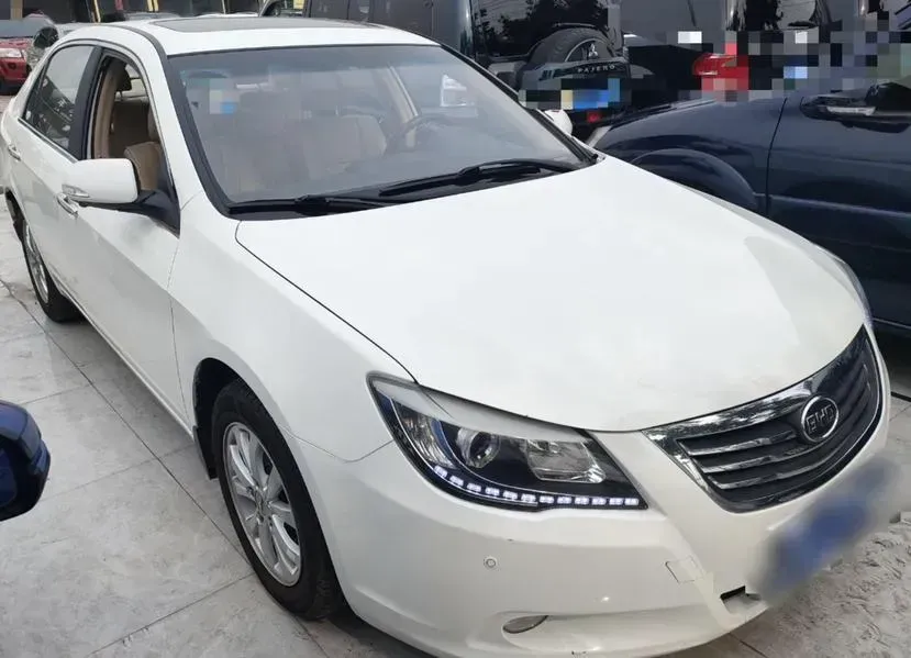 2013 BYD G6 2.0L 140HP L4 5MT,autocango,china used car exporter,china ev exporter,chinese used car exporter,chinese used ev exporter