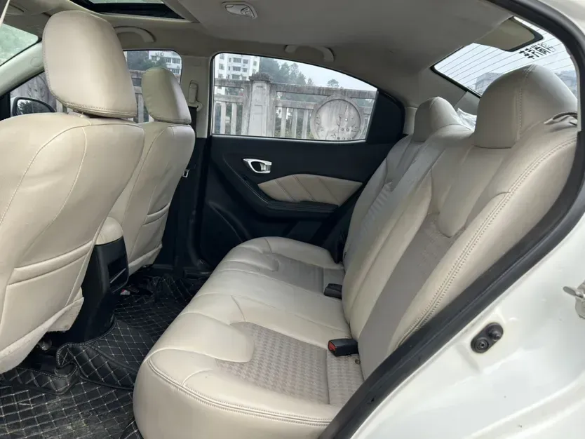2014 GAC Trumpchi GA3S 1.6L 122HP L4 5MT,autocango,china used car exporter,china ev exporter,chinese used car exporter,chinese used ev exporter