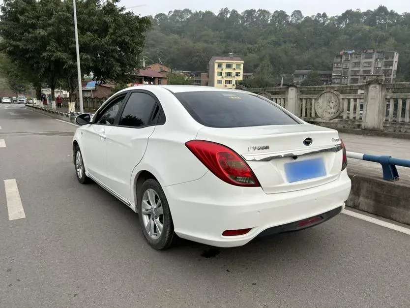 2014 GAC Trumpchi GA3S 1.6L 122HP L4 5MT,autocango,china used car exporter,china ev exporter,chinese used car exporter,chinese used ev exporter