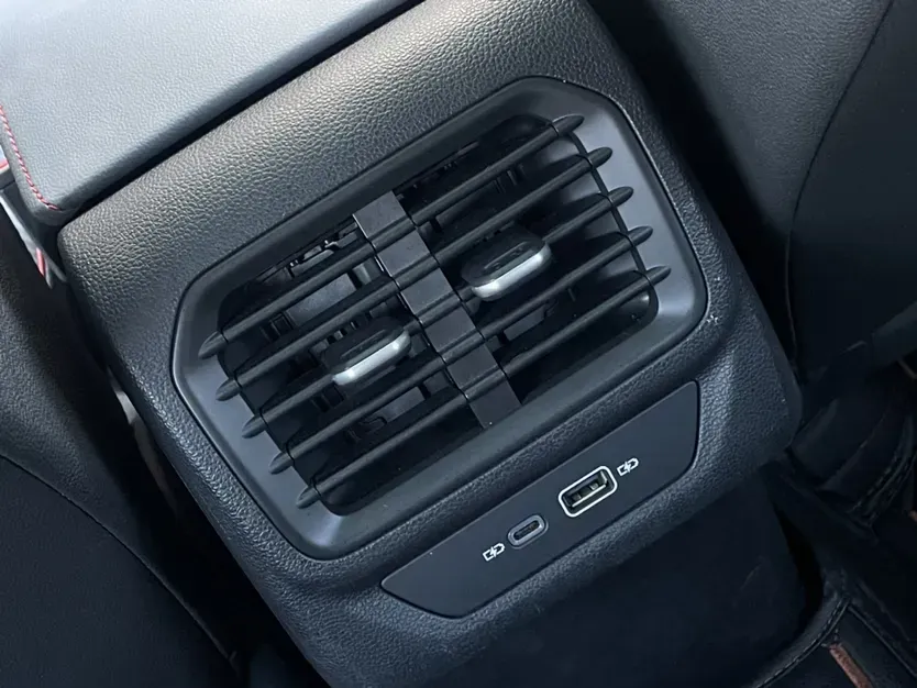 2025 Volkswagen Lamando 1.4T 150HP L4 7DCT,autocango,china used car exporter,china ev exporter,chinese used car exporter,chinese used ev exporter