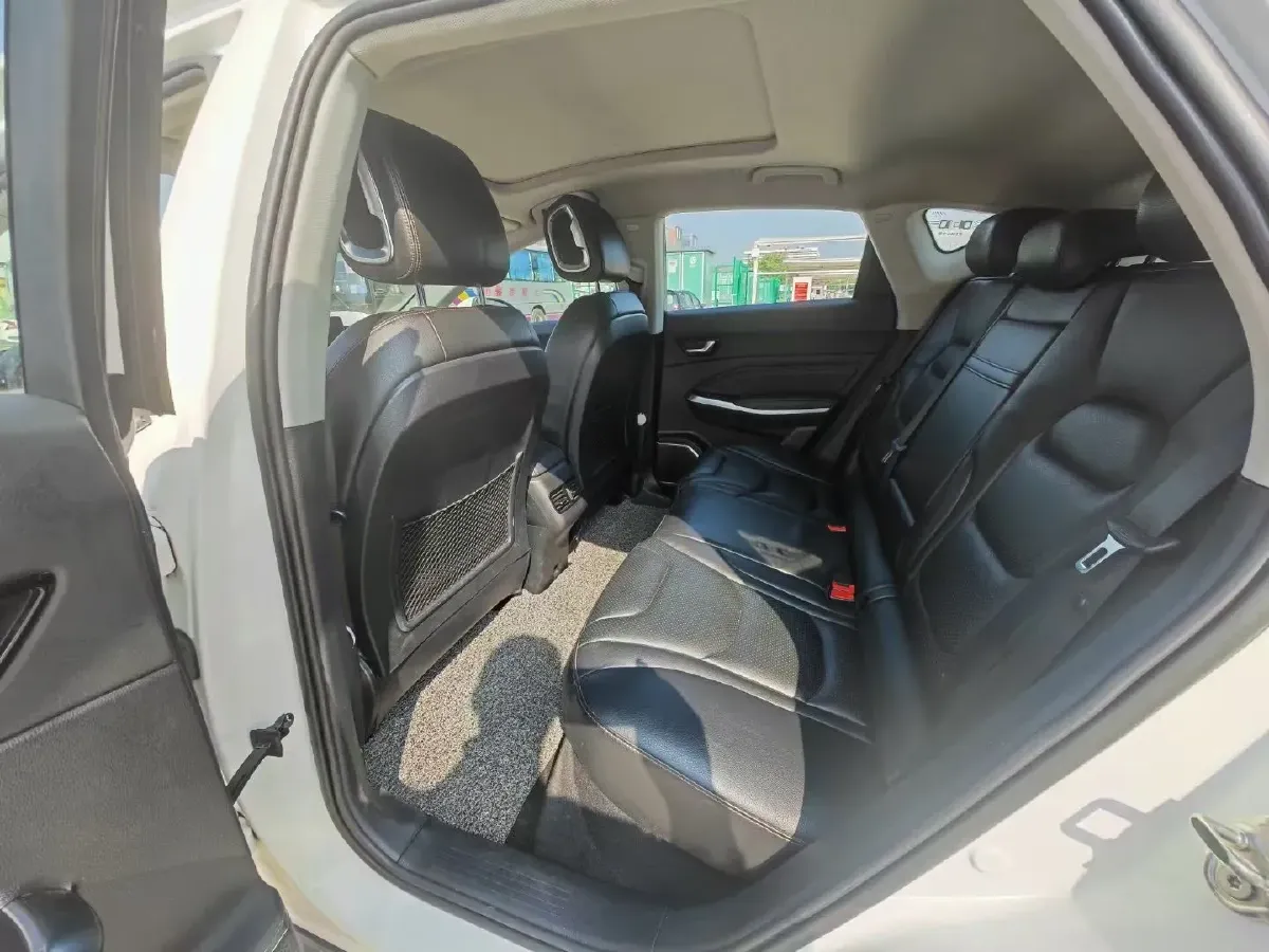 2019 HongQi E-HS3 BEV 52.5KWH,autocango,china used car exporter,china ev exporter,chinese used car exporter,chinese used ev exporter