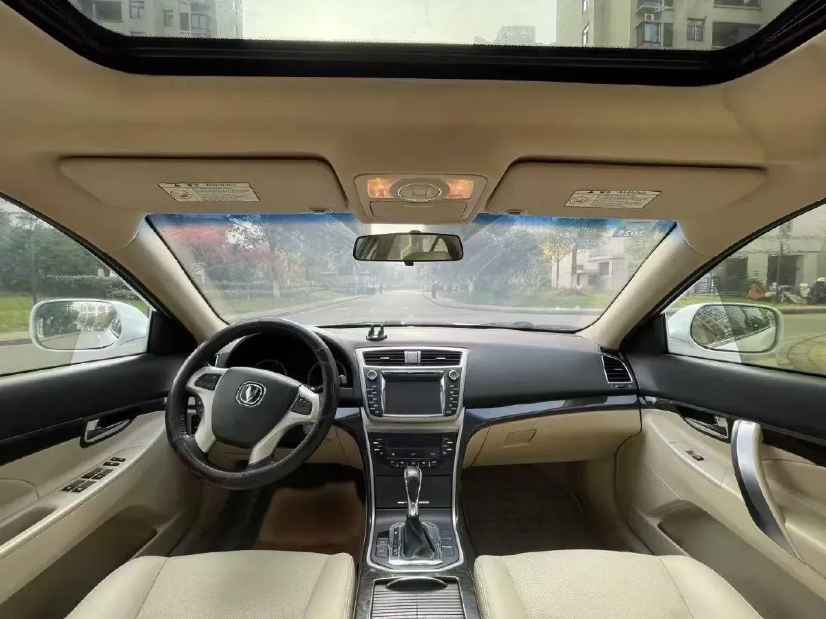 2014 ChangAn Raeton 1.8T 177HP L4 6AT,autocango,china used car exporter,china ev exporter,chinese used car exporter,chinese used ev exporter