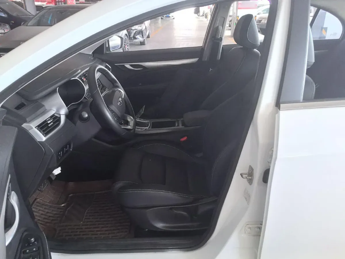 2020 Geely Emgrand 1.5L 109HP L4 CVT,autocango,china used car exporter,china ev exporter,chinese used car exporter,chinese used ev exporter