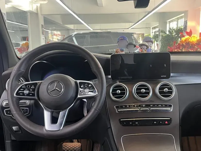 2022 Mercedes-Benz GLC Class 2.0T 258HP L4 9AT,autocango,china used car exporter,china ev exporter,chinese used car exporter,chinese used ev exporter