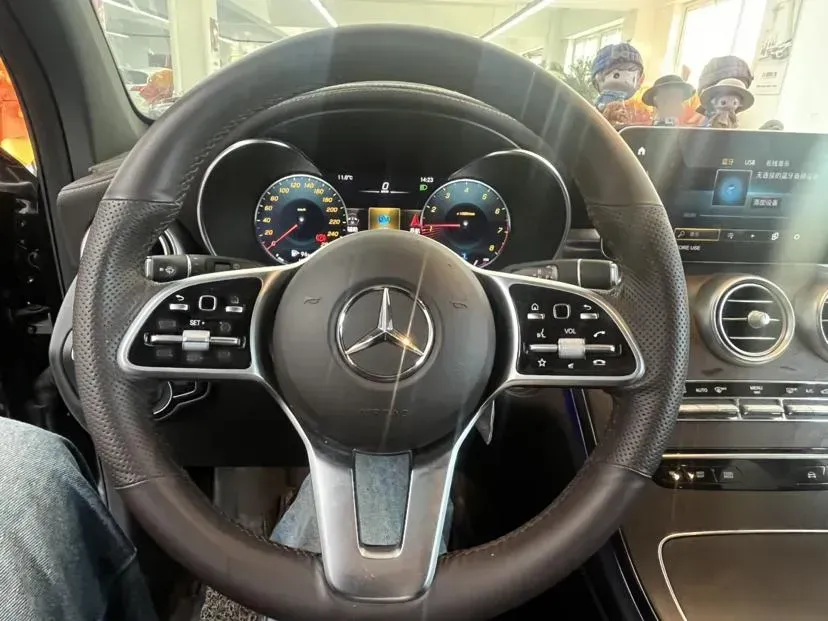 2022 Mercedes-Benz GLC Class 2.0T 258HP L4 9AT,autocango,china used car exporter,china ev exporter,chinese used car exporter,chinese used ev exporter