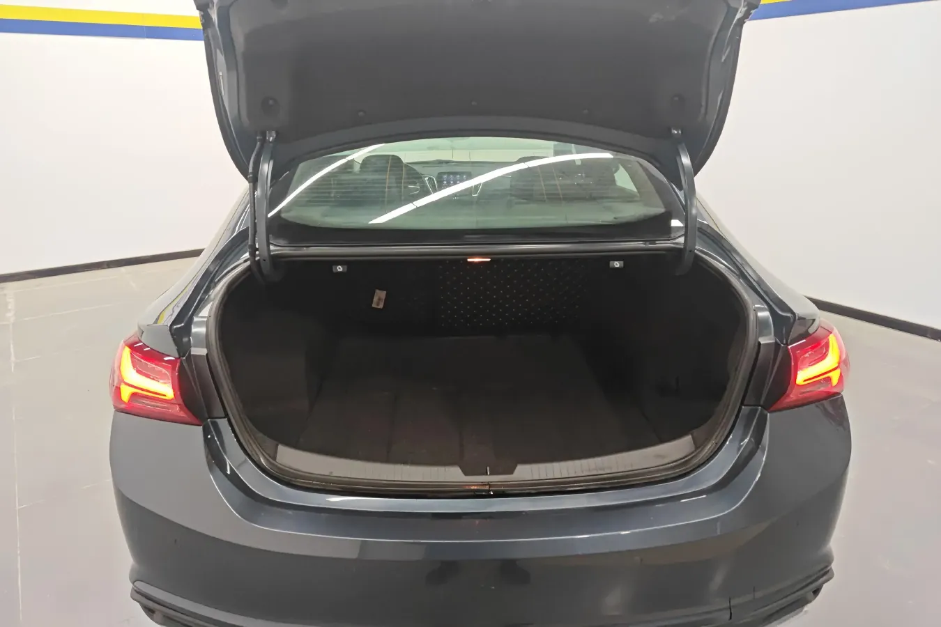 2022 Chevrolet Malibu XL 1.5T 169HP L4 9AT,autocango,china used car exporter,china ev exporter,chinese used car exporter,chinese used ev exporter