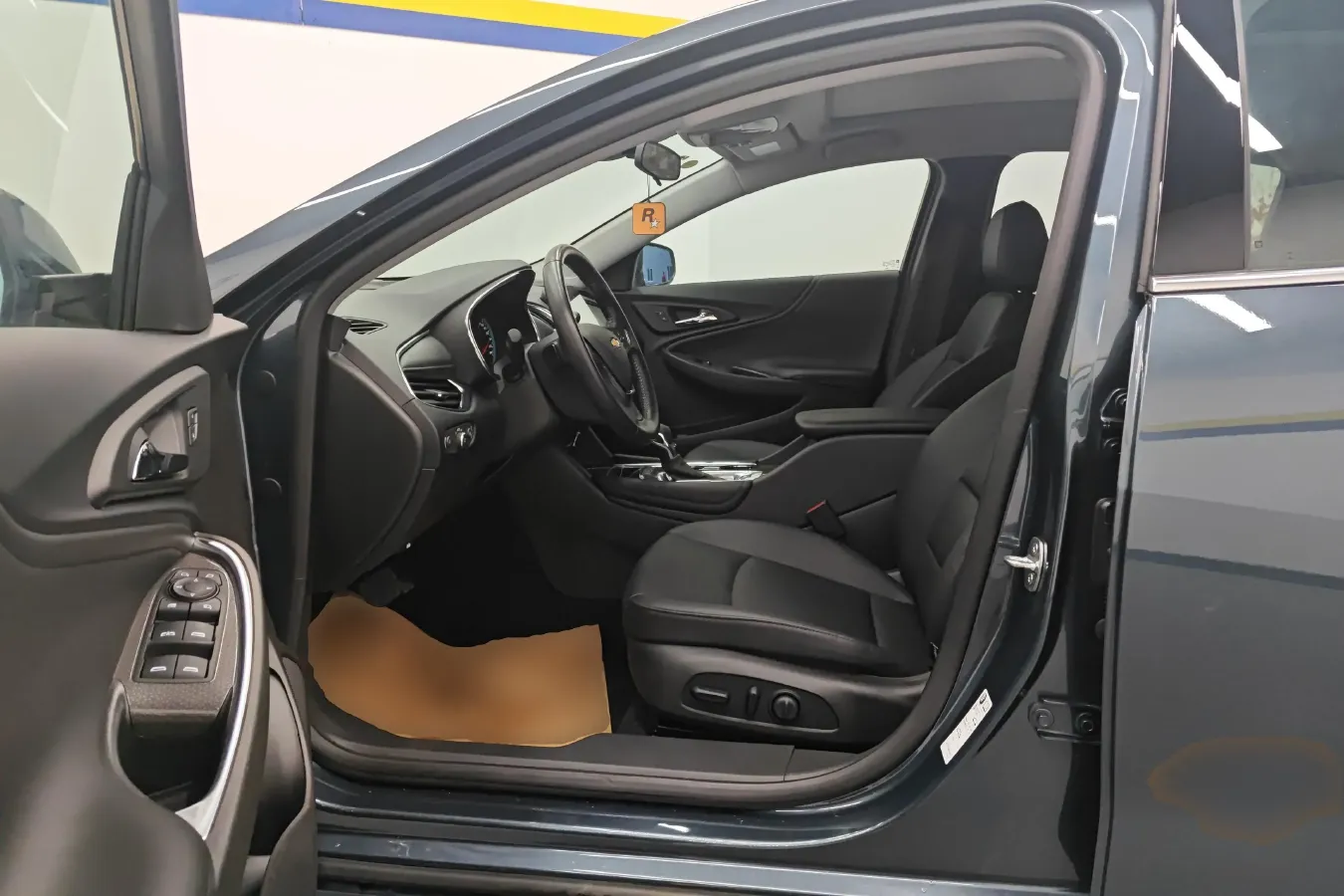 2022 Chevrolet Malibu XL 1.5T 169HP L4 9AT,autocango,china used car exporter,china ev exporter,chinese used car exporter,chinese used ev exporter