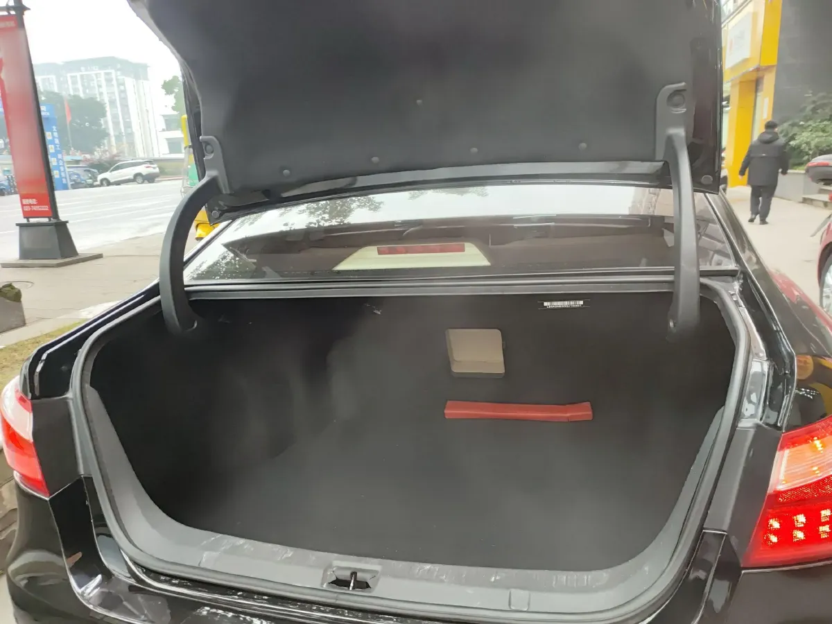 2016 ChangAn Raeton 1.8T 177HP L4 6AT,autocango,china used car exporter,china ev exporter,chinese used car exporter,chinese used ev exporter