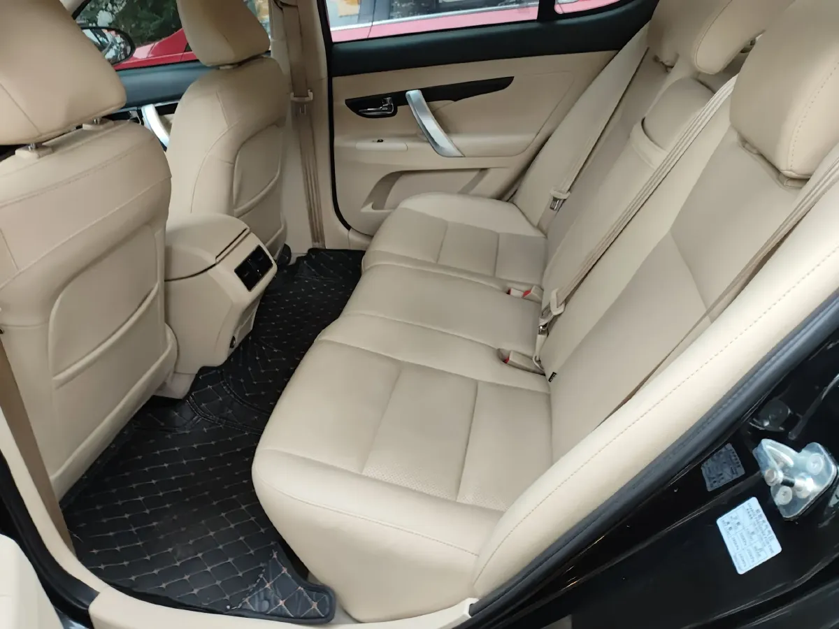 2016 ChangAn Raeton 1.8T 177HP L4 6AT,autocango,china used car exporter,china ev exporter,chinese used car exporter,chinese used ev exporter