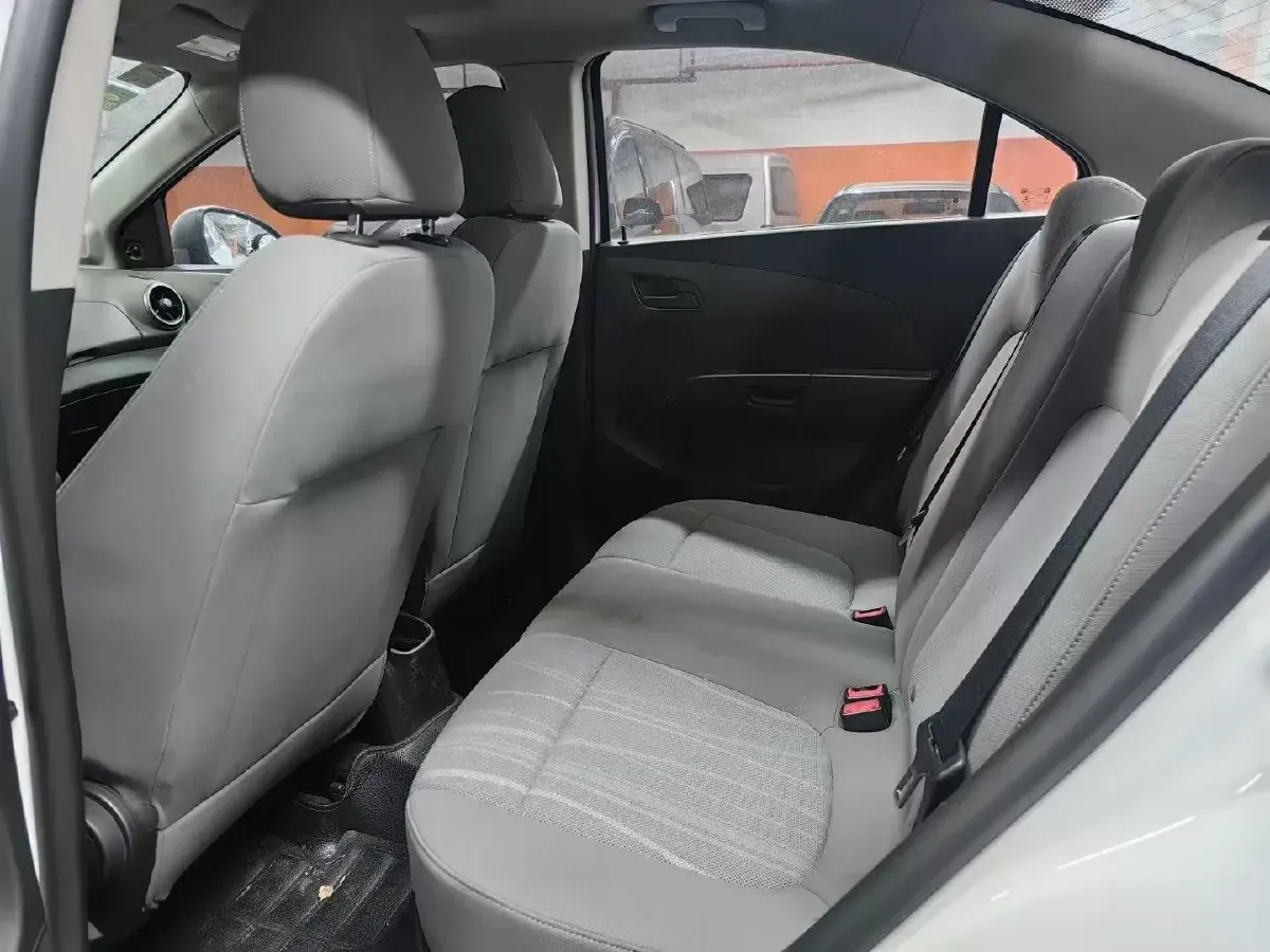 2014 Chevrolet Aveo 1.4L 103HP L4 6AT,autocango,china used car exporter,china ev exporter,chinese used car exporter,chinese used ev exporter