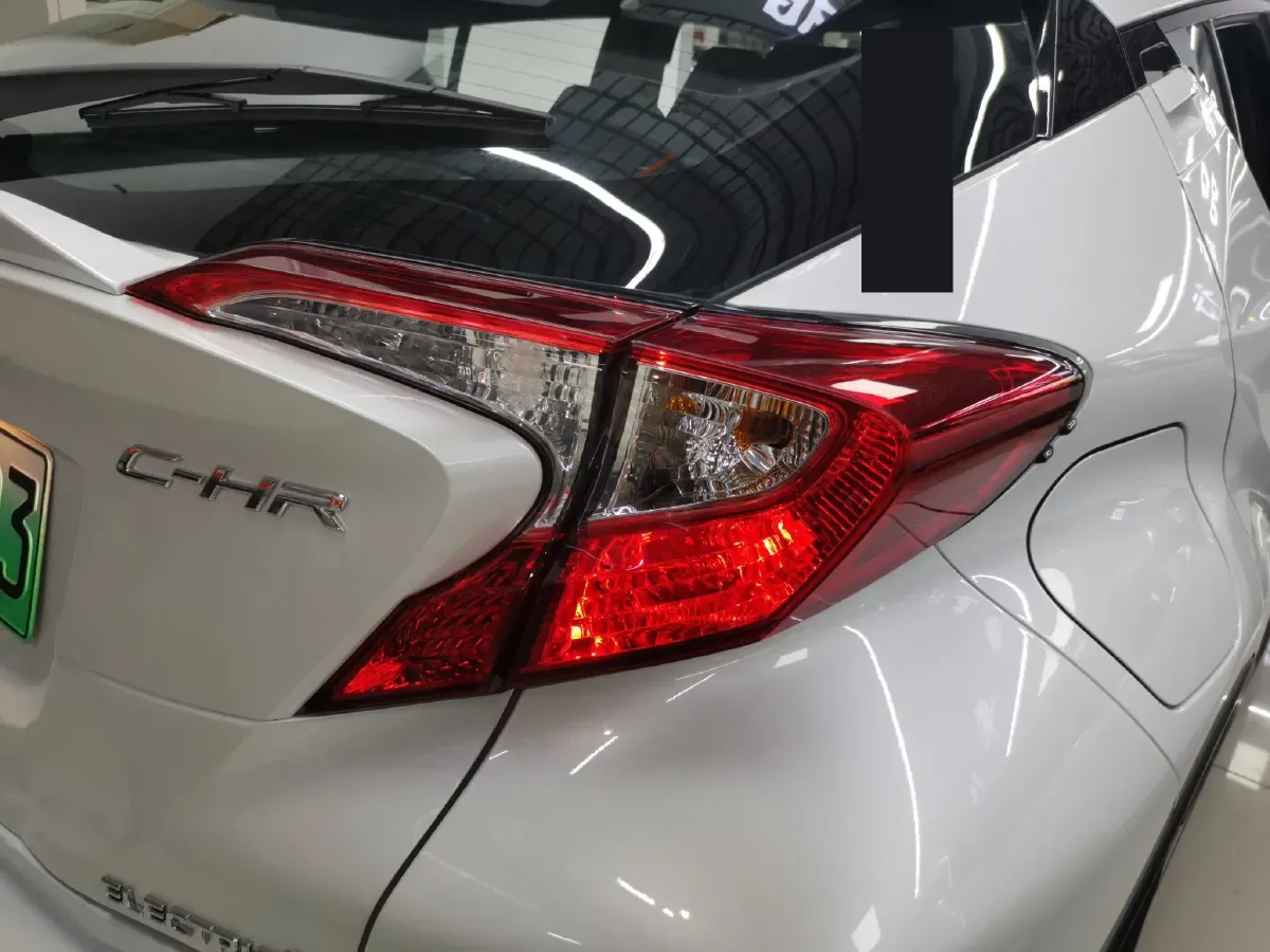 2020 Toyota C-HR EV BEV 54.3KWH,autocango,china used car exporter,china ev exporter,chinese used car exporter,chinese used ev exporter