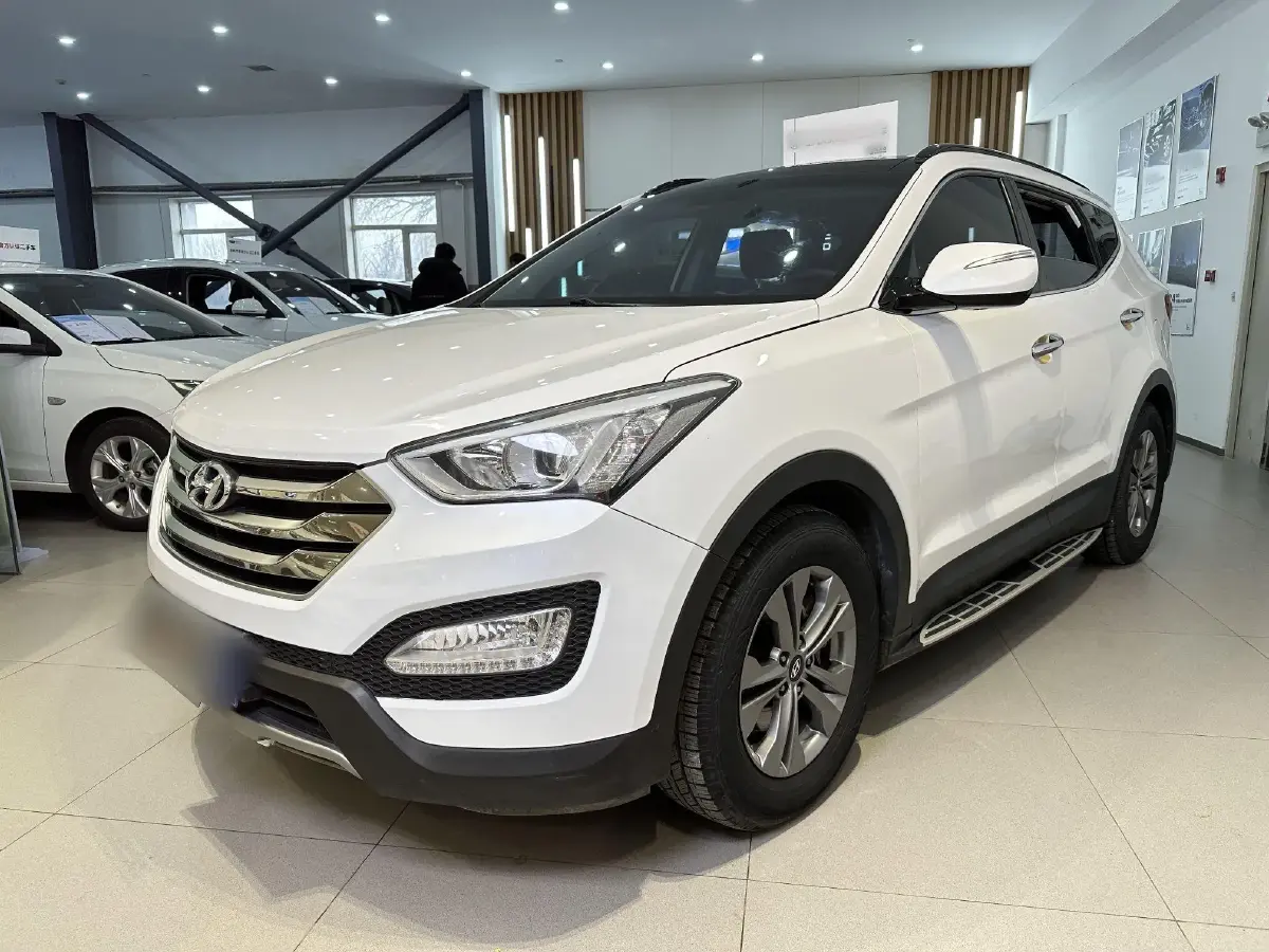 2015 Hyundai Santafe 2.0T 245HP L4 6AT
