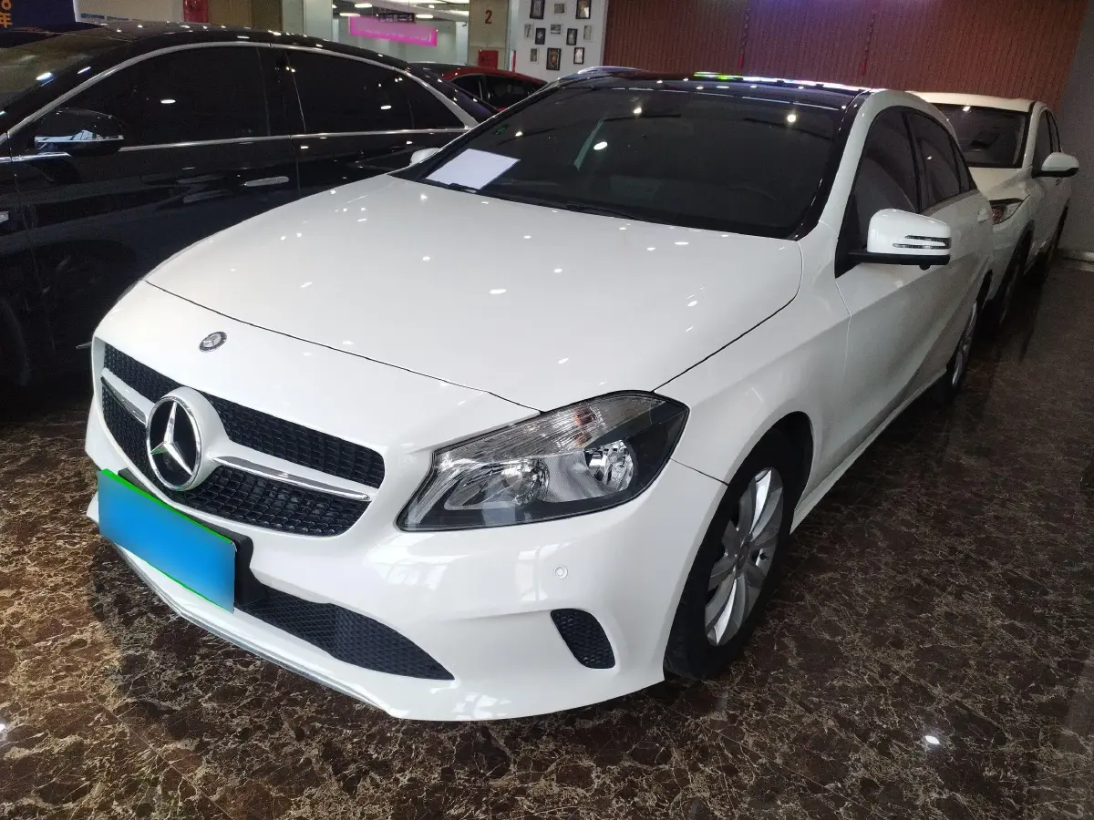 2016 Mercedes-Benz A Class 1.6T 122HP L4 7DCT